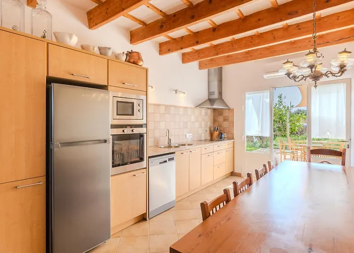 Son Rosas בית כפרי